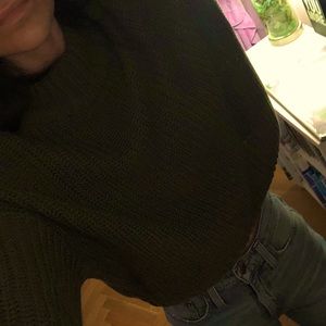 cropped cable knit sweater